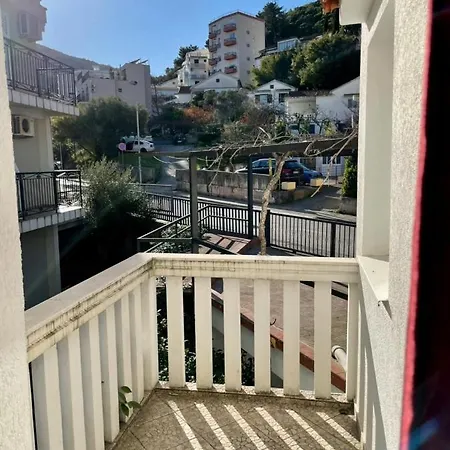 Konukevi Vila Monte Budva