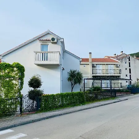 Vila Monte Konukevi Budva