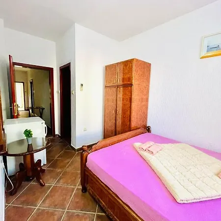 Vila Monte Konukevi Budva